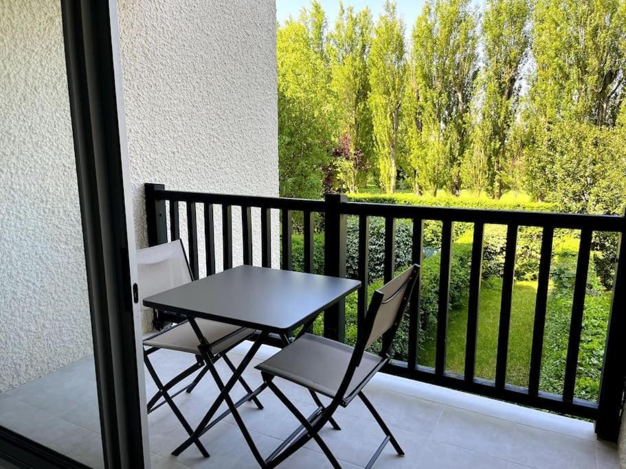 Le Garden - Studio Refait A Neuf Proche Mer Et Commerces Διαμέρισμα Cabourg Εξωτερικό φωτογραφία